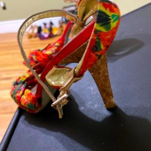 Floral cork heel straps sandal size 11